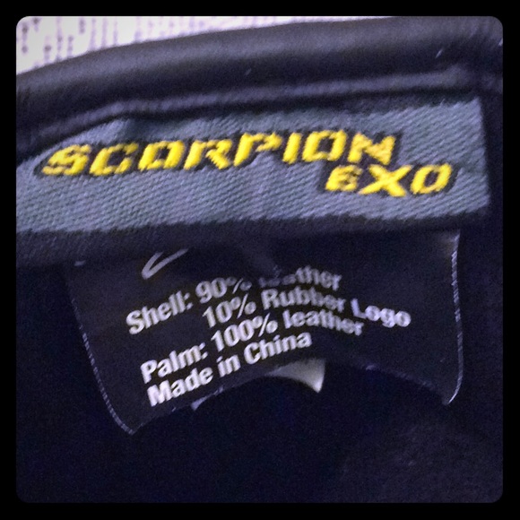 Scorpion Women’s Long Gloves - Picture 8 of 8